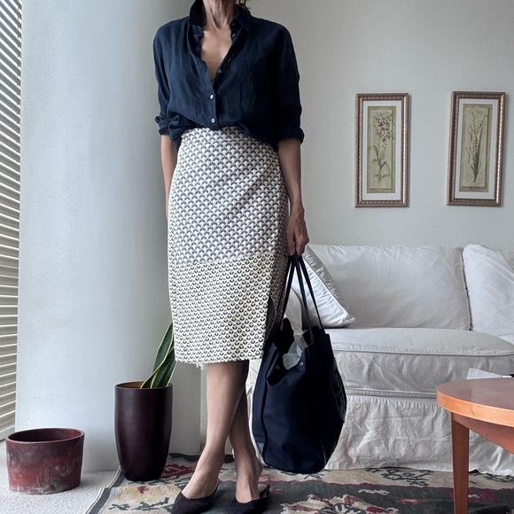 J Crew Collection Italian Jacquard Faux Wrap Skirt. Size 0 - Picture 3 of 9